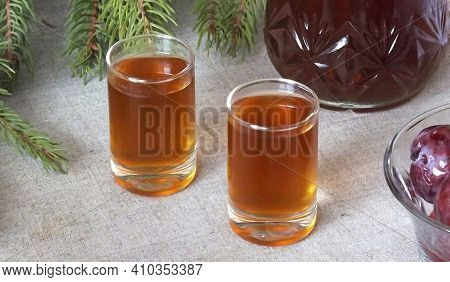 The Filling Is Not Cooled, But Served At Room Temperature. Liqueur Is Considered One Of The Most Anc