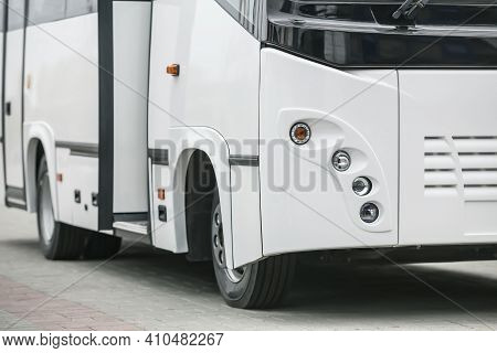 White Shuttle Bus Open Image & Photo (Free Trial) | Bigstock