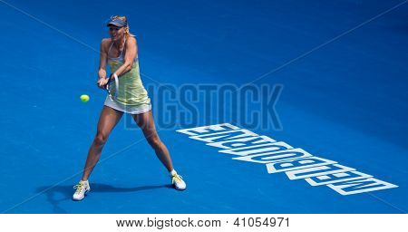 MELBOURNE - 14. ledna: Maria Sharapova Ruska v jejím prvním kole vyhrát nad Olga Puchkova nebo Russi