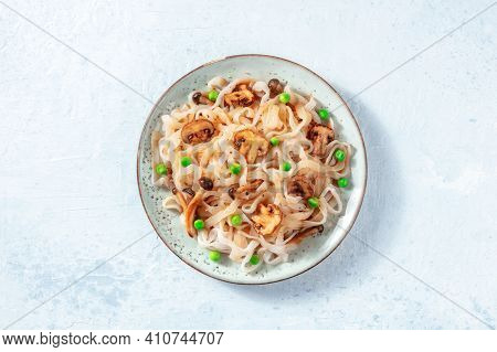 Konjac Pasta With Vegetables, A Healthy Vegan Low-calorie Dinner, Top Shot