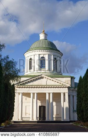 All Saints Church Built In 1782, On The Site Of A Wooden Greek Temple That Existed On This Site Sinc