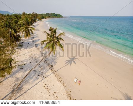 Couple On Vacation In Thailand, Chumpon Province, White Tropical Beach With Palm Trees, Wua Laen Bea