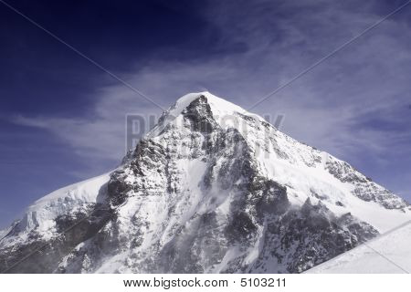 Hory Eiger v Bernu Alpy (Švýcarsko)