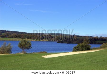 Golfkenttä