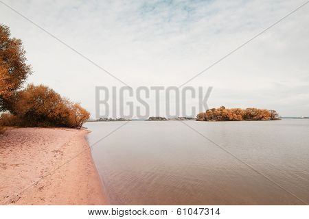 Islands In The Autumn