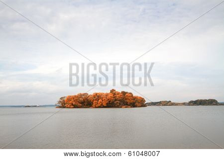 Islands In The Autumn