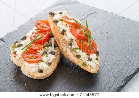 Bread With Cottage
