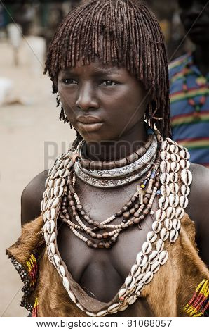 Portrait Of Hamer Woman