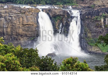 ATHIRAPPALLY WATERFALLS