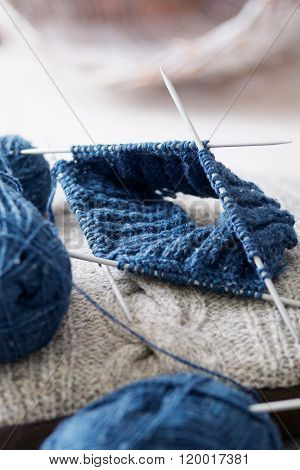 knitted hat beggining