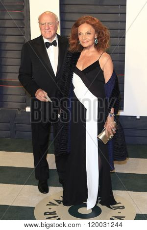BEVERLY HILLS - FEB 28: Barry Diller, Diane Furstenberg at the 2016 Vanity Fair Oscar Party on February 28, 2016 in Beverly Hills, California