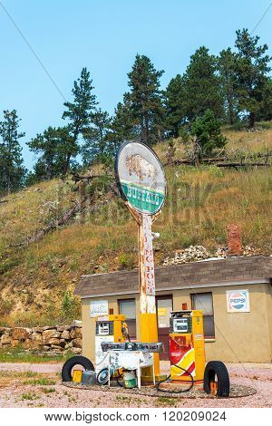 Buffalo Trading Post Gas Station