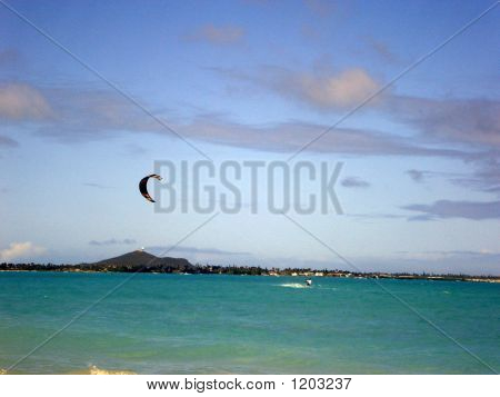 Kitesurfing