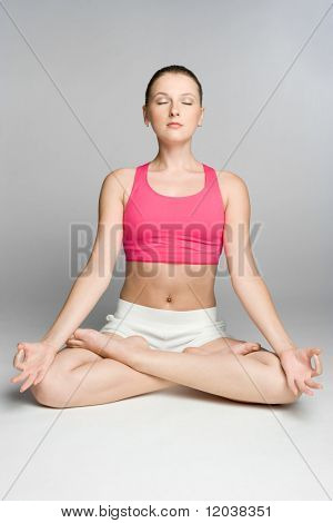 Kobieta robi joga