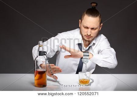 Alcohol dependence in men