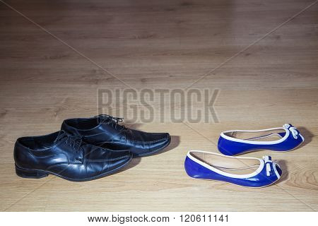 Women's And Men's Shoes