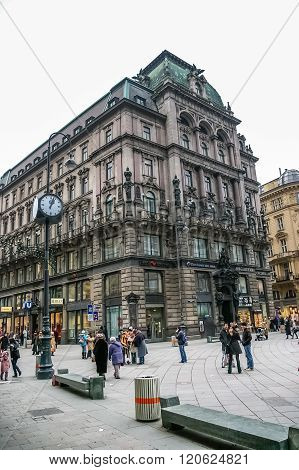 People Are Walking On The Stephansplatz Square In Vienna, Austria