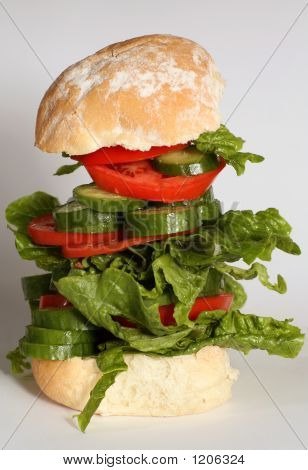 Kahramanca salata sandviç