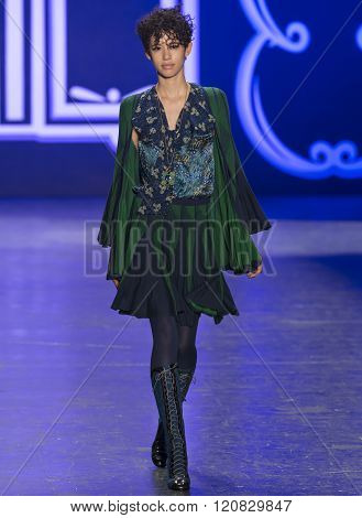 Anna Sui - Fall Winter 2016 Collection