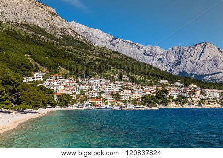 Amazing View Of Brela Village Sea Empty Beach And Biokovo Mountain - Brela Makarska Dalmatia Croatia