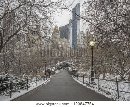 The Gapstow bridge during snow storm in Cwentral Park New York City