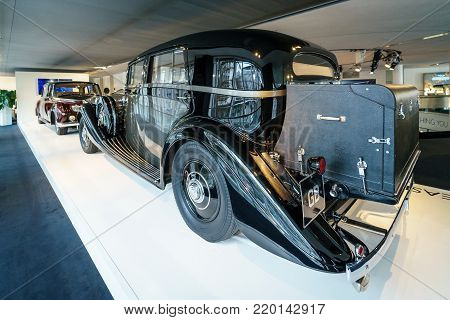 BERLIN - DECEMBER 21, 2017: Showroom. Luxury car Rolls-Royce Phantom III Touring Limousine, 1937. Coachwork by Gurney Nutting.