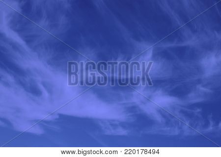 The sky is clear of rain clouds forming in the sky in favorable weather conditions .