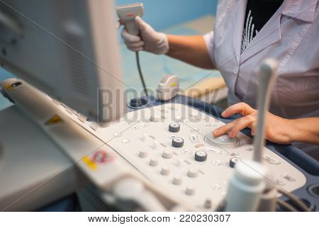 Ultrasound machine doctor