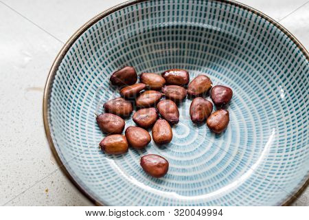 Carob Seeds And Pods Carats / Locust Beans Ready To Use.