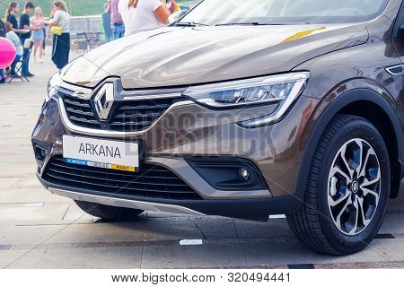 Tyumen, Russia - Avg 20, 2019: New Car Renault Arcana Embankment Of The Tura River In The City Of Ty