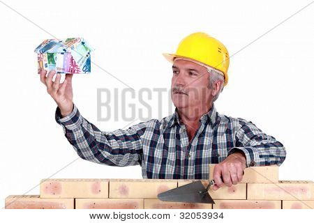Builder z domu z pieniędzy