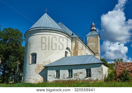 Church Of The Holy Trinity