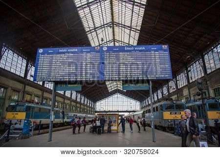 Budapest, 05.2019 Nyugati Station Territory And Passengers, Departure Or Arrival Board