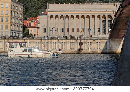 Lyon, France, September 6, 2019 : Boat Under The Palais De Justice Historique De Lyon (historic Cour