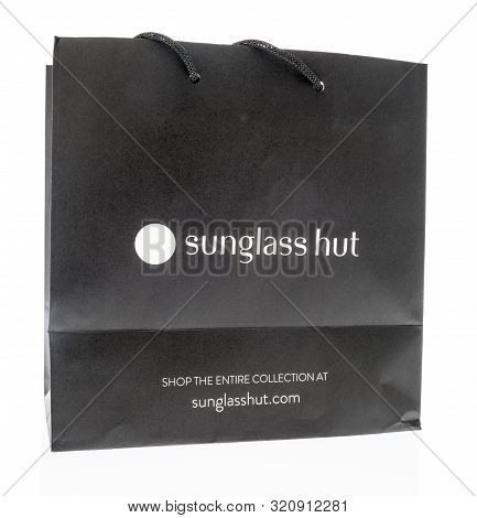 Wnneconne, Wi - 4 September 2019:  A Bag From Sunglass Hut That Sells Elegant Sunglasses On An Isola