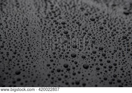 Hydrophobic Effect On Car Varnish After Using Ceramic Coating.