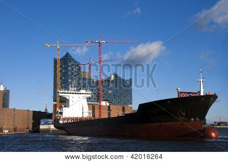 Hamburg Harbour and Elbe Philharmonic Hall