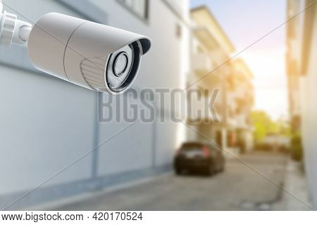 Cctv Security Camera Monitoring. Protect Your Home From Thieves.