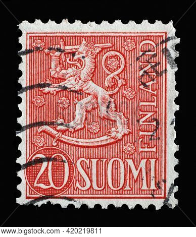 ZAGREB, CROATIA - SEPTEMBER 05, 2014: Stamp printed in the Finland shows Crowned Lion, Coat of Arms of the Republic of Finland, Hammarsten-Jansson Design, circa 1956