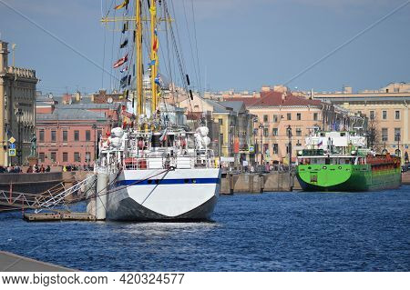 Big Ships In The Centre Of Saint-petersburg, Russia