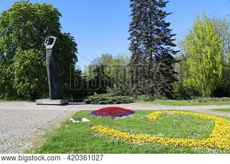Raciborz, Poland - May 11, 2021: Monument To Polish Mother (polish: Pomnik Matki Polki) In Raciborz 