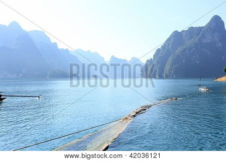 Cheow Larn Lake