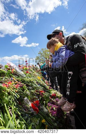 Odessa, Ukraine - May 9, 2021: Memorial Of Unknown Sailor Of Eternal Flame To Defenders Of Fatherlan
