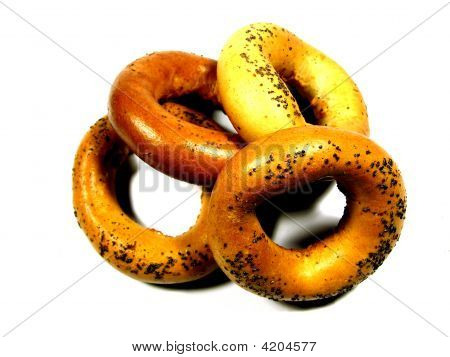 Bagels, redondo pão com uma papoula, nacional russo Meal.Objects Over branco