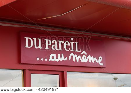 Bordeaux , Aquitaine France - 05 08 2021 : Du Pareil Au Meme Sign Brand And Text Logo Dpam Of Store 