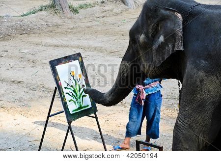 Elefante artista pittura