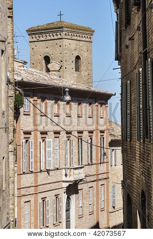 Fermo - historiske bygninger