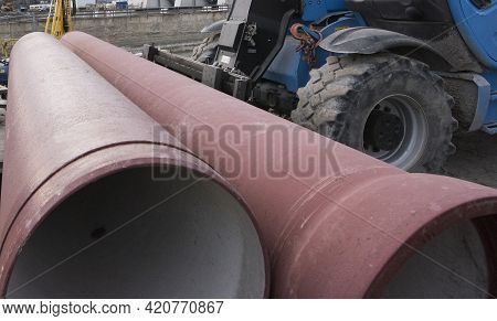 Water Pipe Or Tube In Hydraulic Engineering