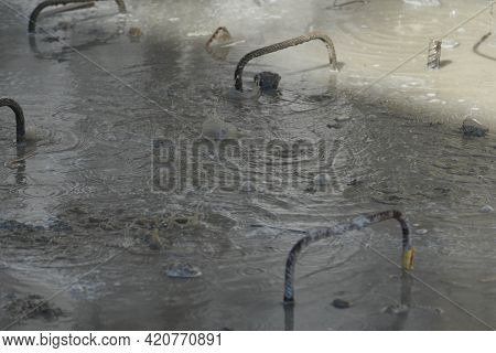 Water Leakage In Hydraulic Engineering