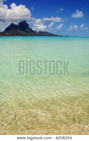 Bora Bora Lagoon Waters